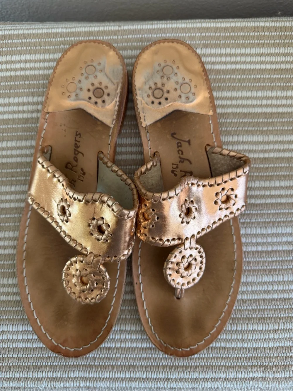 Jack Rogers Metallic Rose Gold Leather Thong Sandals